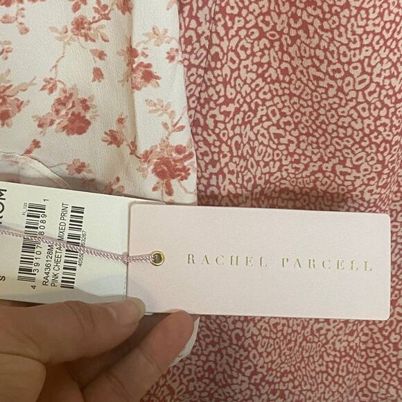 NEW Rachel Parcell Ruffle Detail Pink Floral Blouse Size Small Prairie Designer - Picture 7 of 7